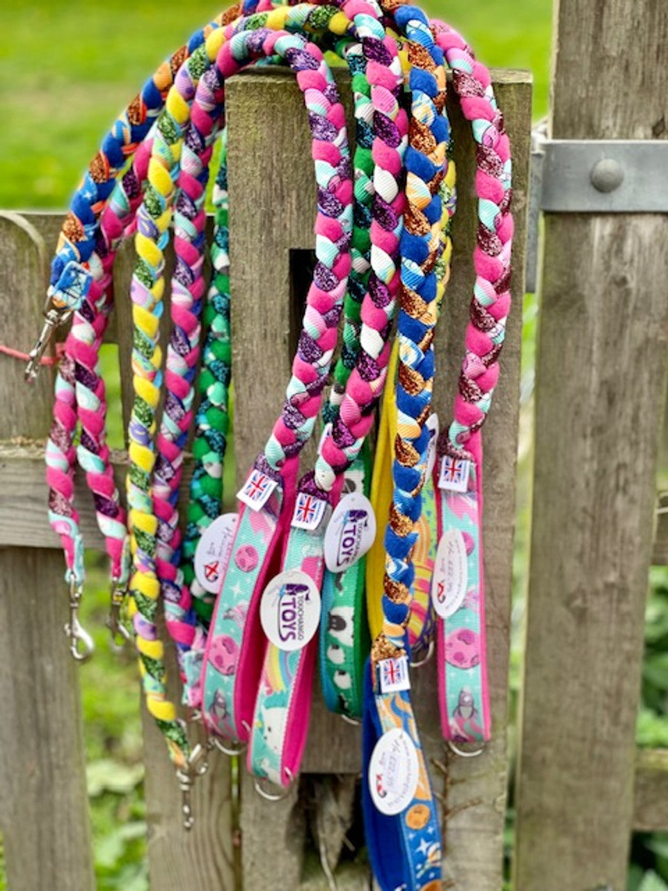 Sparkle Patterned Plaited Leads